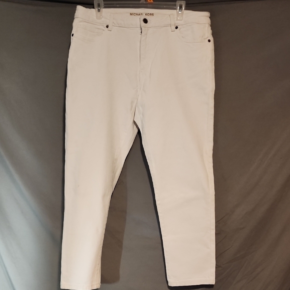 Michael Kors Pants - Michael Kors White Capris with Smooth Finish